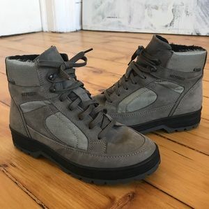 Mephisto boots